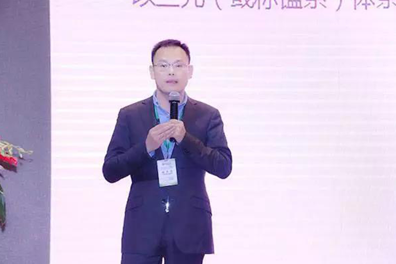 億緯鋰能贊助并出席第三屆中國新能源汽車總工技術(shù)峰會(huì)暨第二屆運(yùn)營商與車企對(duì)接采購交流會(huì)3.jpg